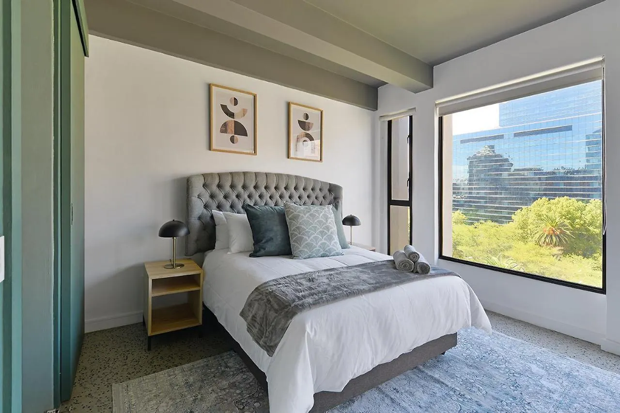 Lily - Modern City Apt With Views! Κέιπ Τάουν 0*,