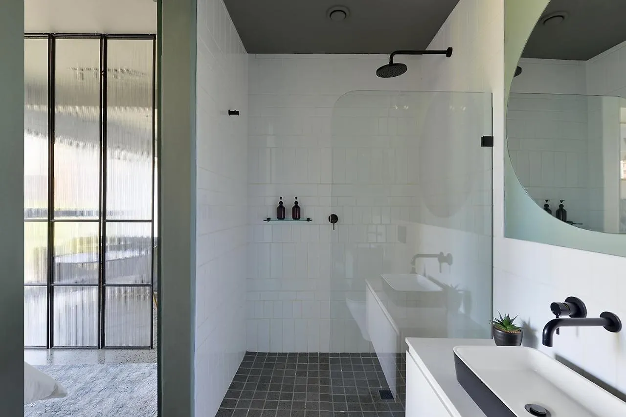 Lily - Modern City Apt With Views! Κέιπ Τάουν